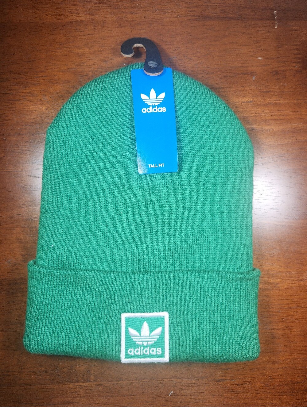 NWT Unisex adidas Trefoil Cuffed Beanie in Green